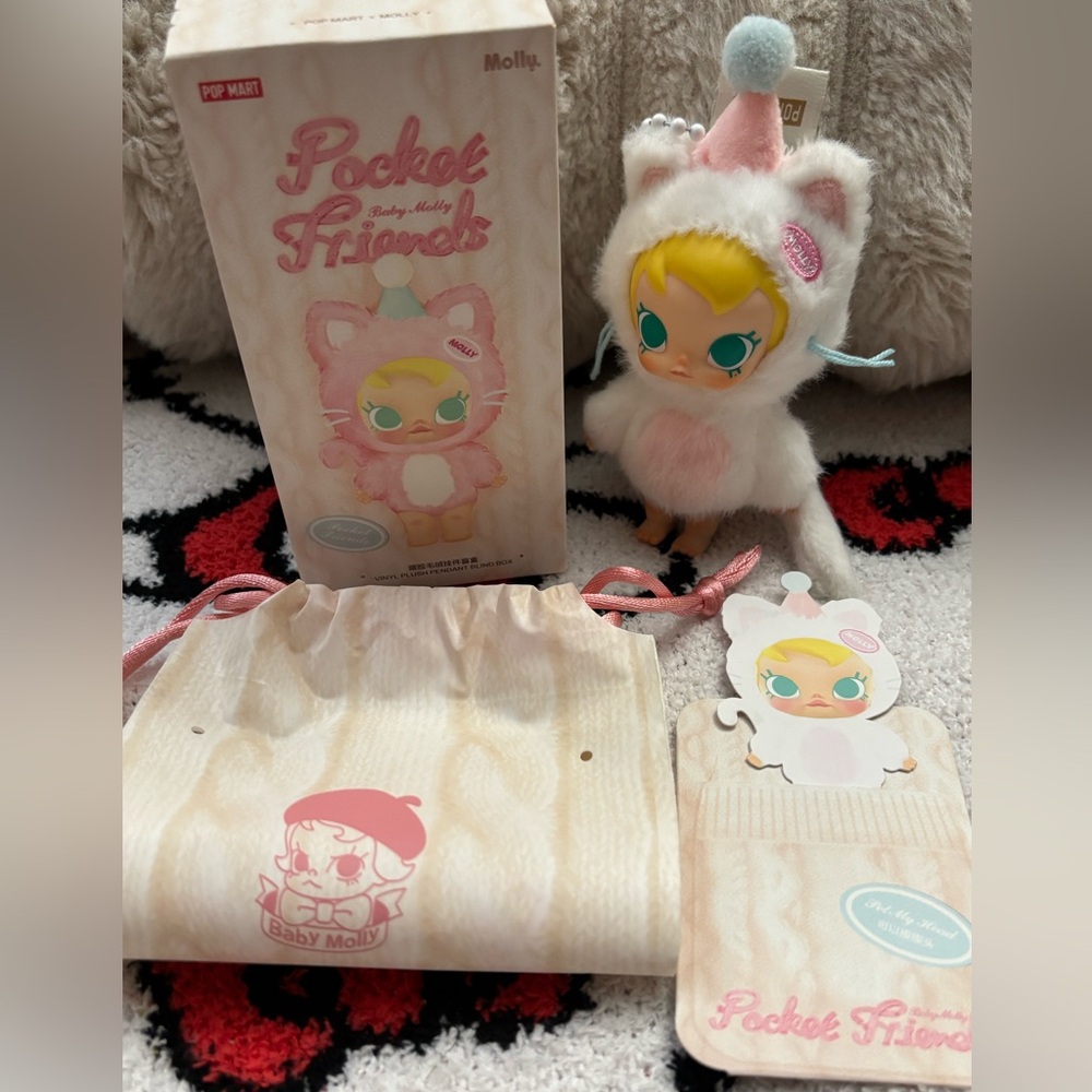 Baby Molly Pocket Friends Series - Pet My Head
